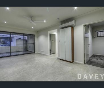 Modern 2 Bedroom Apartment with Private Balcony, Tuart Hill - Photo 1