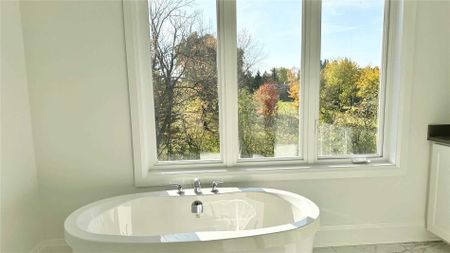 For Lease - 80 Silk Twist Drive, East Gwillimbury, Ontario - Photo 2