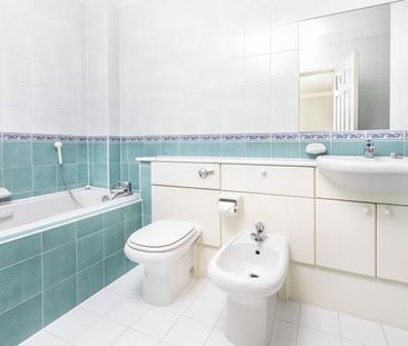 4 bedroom townhouse to rent - Photo 6