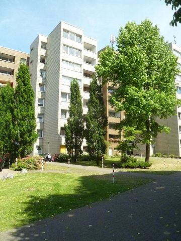 Ab sorfort frei! gut geschnittene 3-Zimmer-Wohnung mit Balkon in MG Wickrath-Mitte - Foto 4