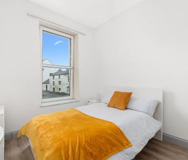 1 bedroom in a house share to rent - Photo 5