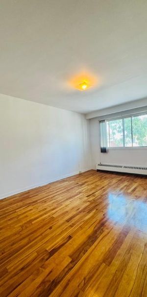 🏡 5½ à louer – 3 chambres – 2e étage – 1 850 $/mois - Photo 1