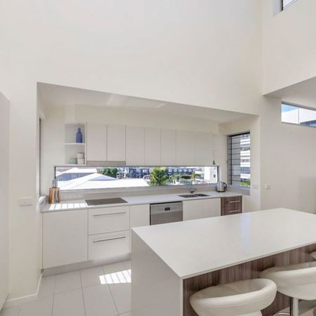 North Ward, 4810, North Ward Qld - Photo 4