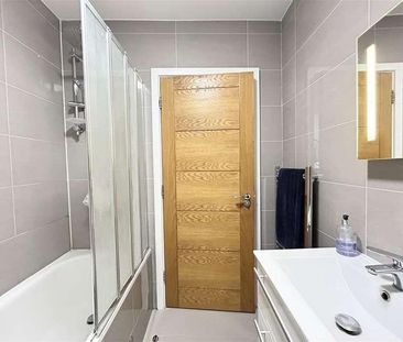 Adams Yard, Hertford, SG14 - Photo 1