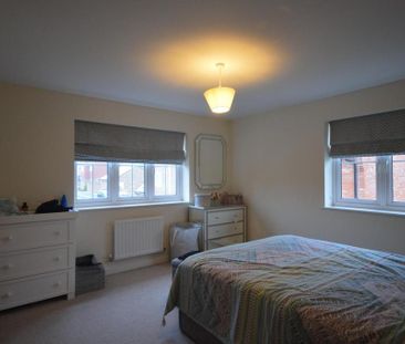 4 bedroom detached house to rent - Photo 4