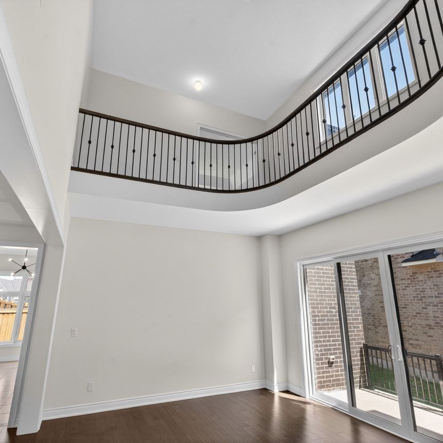 For Lease - 23 Joiner Circle, Whitchurch-Stouffville, Ontario - Photo 1
