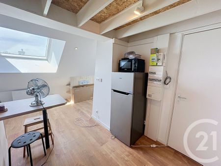 Location Appartement 1 pièce 19m² LA NEUVILLETTE 51100 - Photo 3