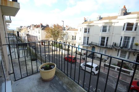 1 bedroom flat to rent - Photo 5