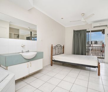 72/21 Cavenagh Street, Darwin City, NT 0800 - Photo 5