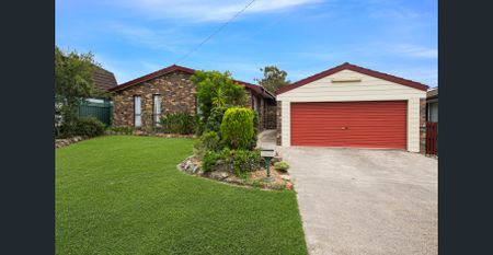 Spacious Family Living - Photo 4