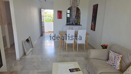 Alquiler de piso en Urbanización el Faro - Photo 3