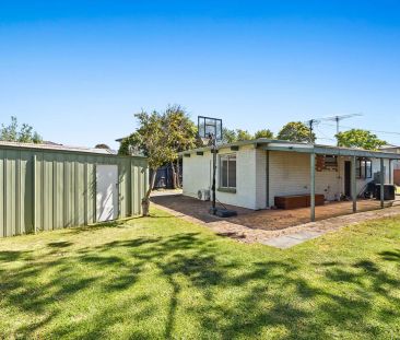 FAMILY HOME IN THE HEART OF CHELSEA! - Photo 6