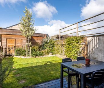 Instapklaar gelijkvloers appartement met tuin en carport - Photo 1