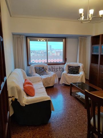 Alquiler de piso en Calle Beneficencia, 13 - Foto 4