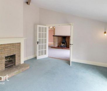 4 bedroom detached house to rent - Photo 5