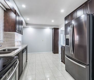 For Lease - 30 Castlehill Road Unit# 1, Brampton, Ontario - Photo 3