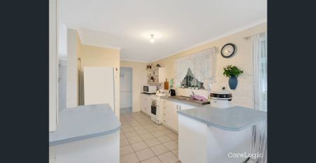 2 Bedroom Ground Level Unit - Close to Surfers Paradise - Photo 3
