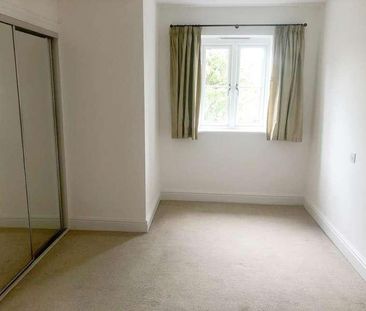 Aspen Court, High Wycombe, HP13 - Photo 2