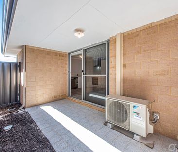 Near new duplex style Madora Bay home - RH facing door. - Photo 2