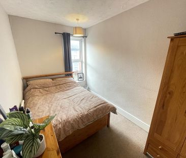 4 bedroom terraced house to rent - Photo 5