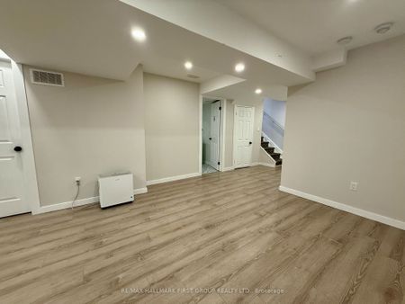 For Lease - 12 Crombie Street, Clarington, Ontario - Photo 2