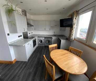 2 bedroom flat to rent - Photo 6