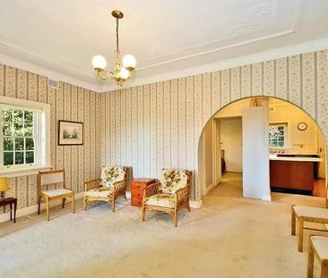 Impeccably Renovated North Facing Designer Oasis - Photo 5