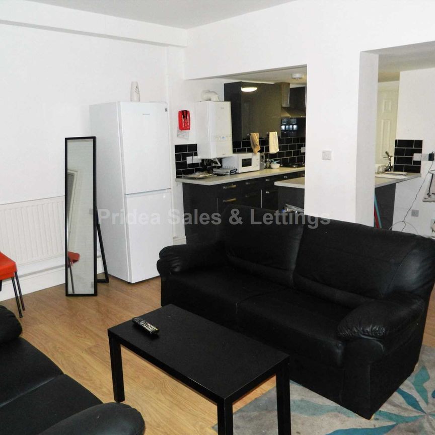 Room 1, Cranwell Street - Photo 1