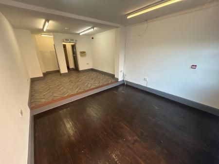 New Street, Staffordshire, Burton upon Trent, DE14 - Photo 2