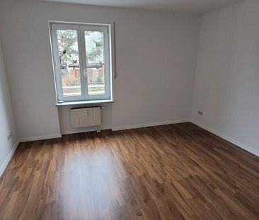 Schöne und helle 2-Zimmer-Wohnung mit Balkon in ruhiger und grüner Lage. - Foto 5