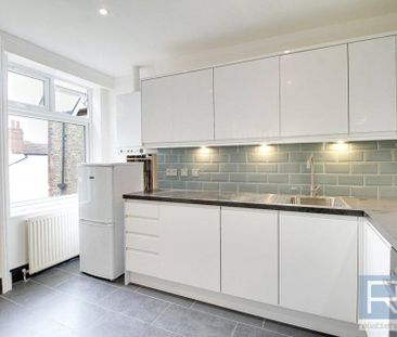 2 Bedroom Property to Rent - Photo 3