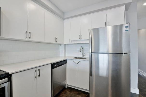 21 James Street - 309 - Photo 1