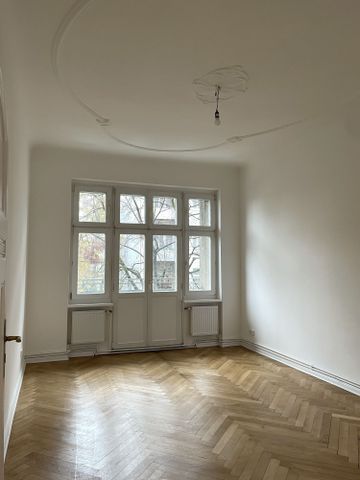 3- Zimmeraltbauwohnung – frisch saniert! - Photo 3