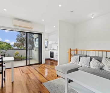 Modern Townhome Living in the Heart of Glenroy - Photo 3