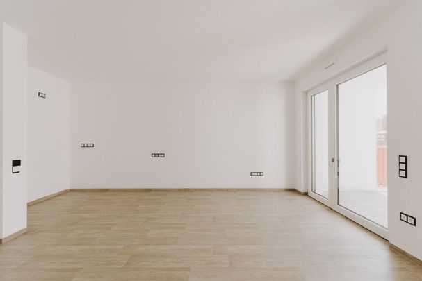 Barrierefreie 1-Zimmer-Wohnung mit Balkon– Betreutes Wohnen im „Schwanenhof Schwandorf“ - Photo 1