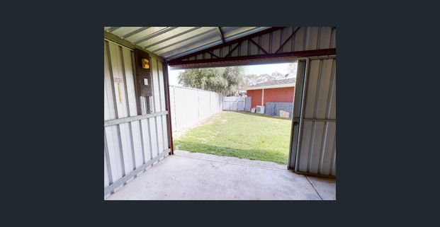 Quiet Bayswater Retreat - Photo 1