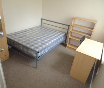 5 bedroom house to rent - Photo 1