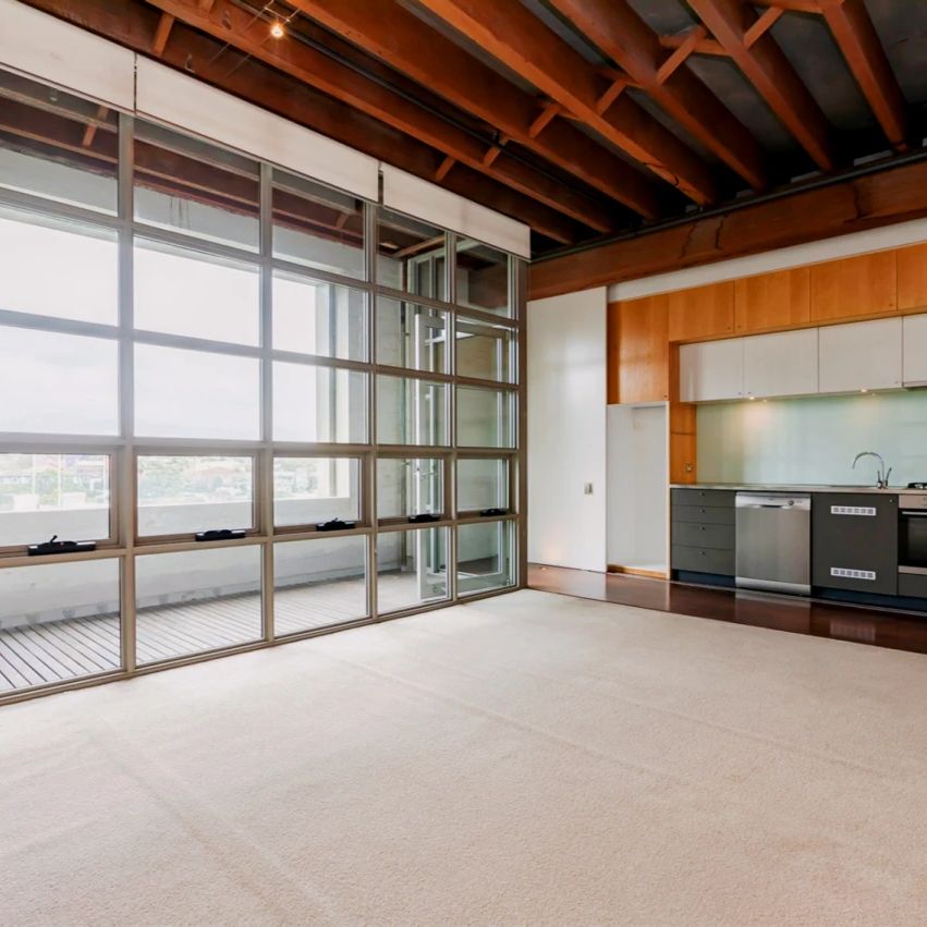 2Bedrooms, 2Bathrooms - Photo 1