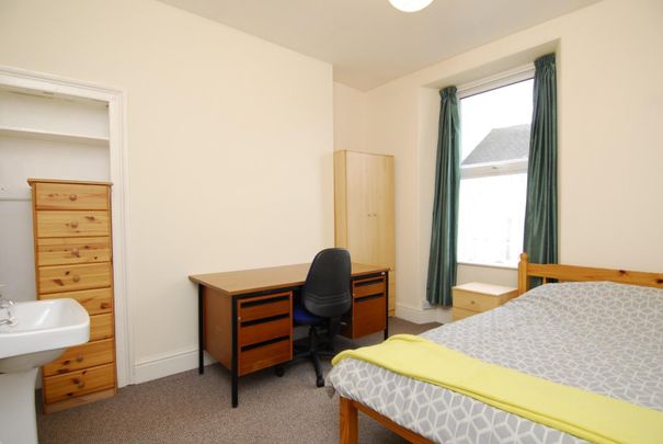 Amity Place, Plymouth - Photo 1