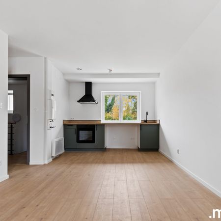 Location Appartement 2 pièces 35m² LONGEVILLE LES METZ 57050 - Photo 3