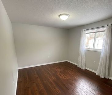 For Lease - 21 Columbia Road, Barrie, Ontario - Photo 4