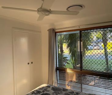 Coombabah - Photo 5