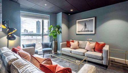 Canada Place, Canary Wharf, London, E14 - Photo 5