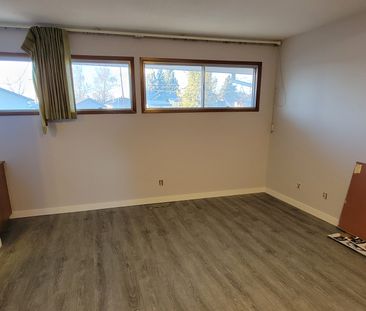 3 Bedroom Bungalow For Rent In Marlborough | Pet Friendly | Lrt Access - Photo 4