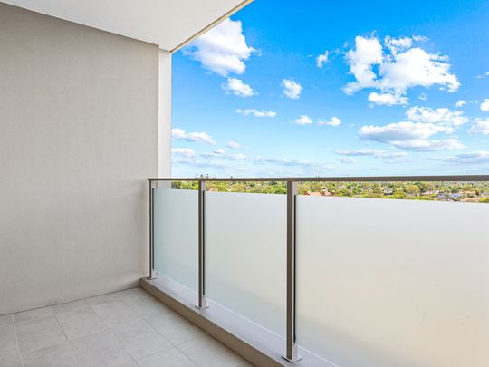 Penthouse Perfection in Prime Burwood Location! - Photo 1
