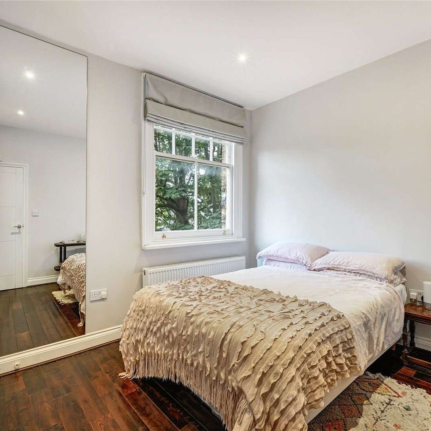 Stunning two double bedroom apartment finished to a high standard. - Photo 1