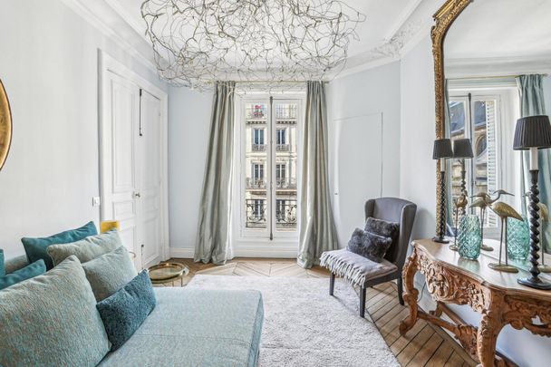 Location Appartement 4 pièces Meublé 112m² PARIS 3ème - Photo 1