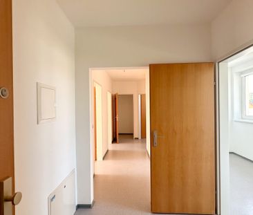 Perfekte Wohnung für Familien oder WG mit Loggia in Schlüßlberg - Photo 3