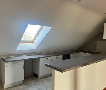 Location Appartement 3 pièces 86m² NANTES 44000 - Photo 3