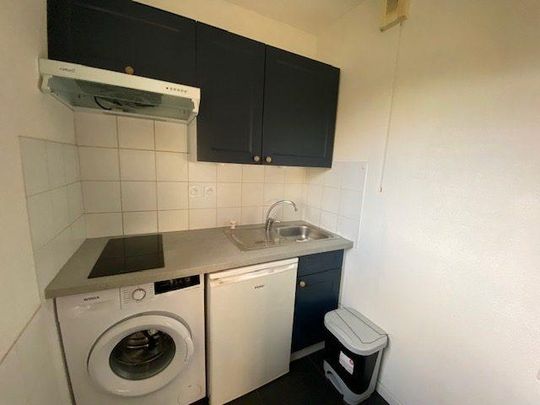 Appartement meublé à louer - 2 pièces - 33 m² - Photo 1